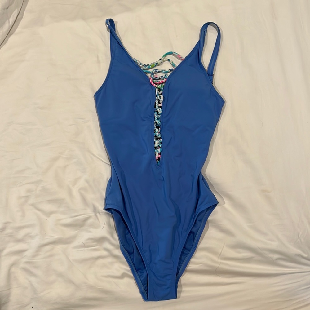 Lilly Pulitzer Lattice swimsuit in light blue, EUC size 4